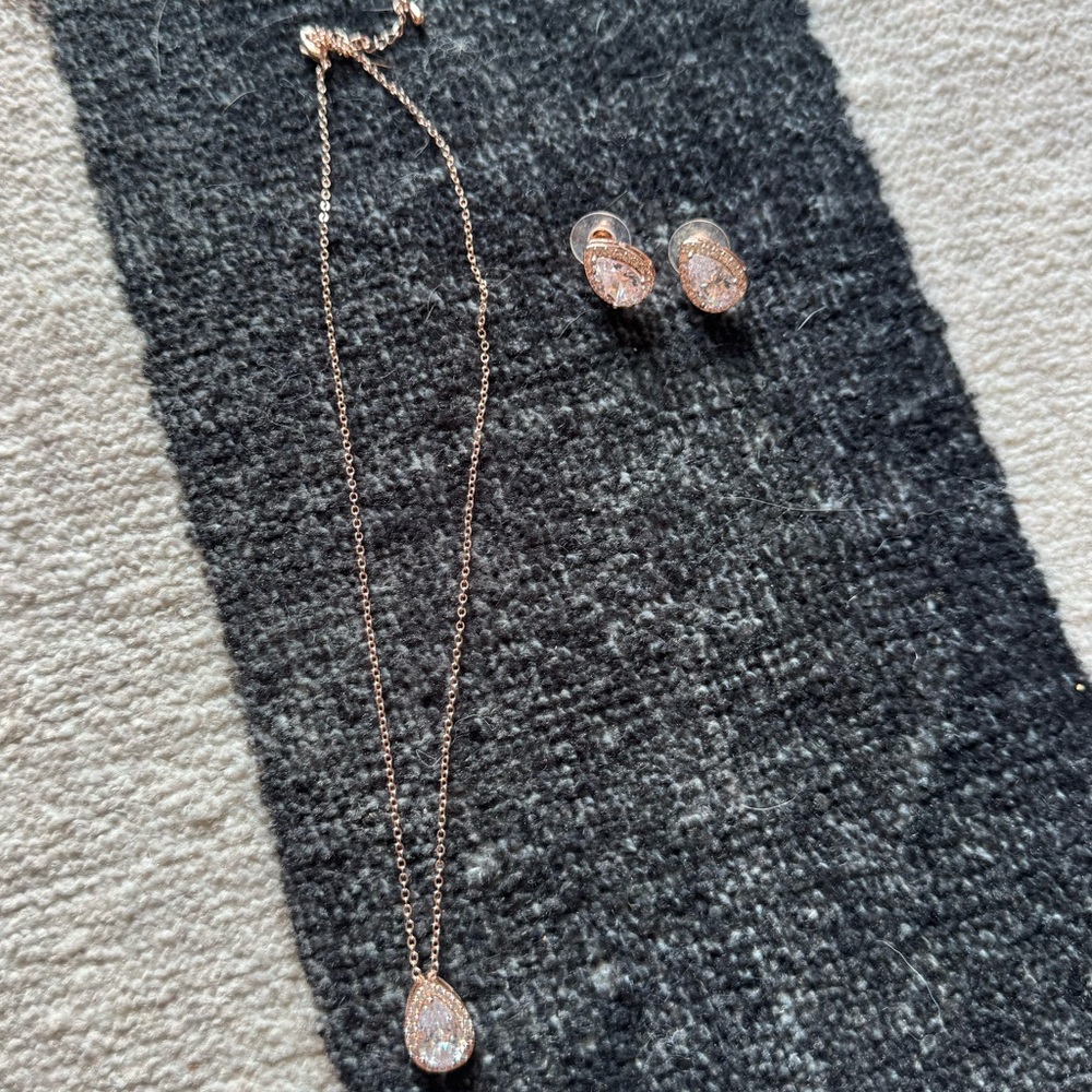 Rose gold and diamond necklace and earring set